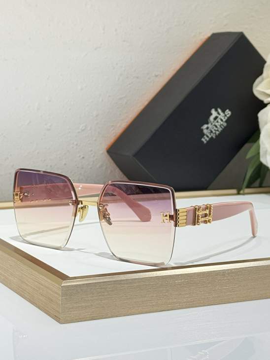 Picture of Hermes Sunglasses _SKUfw74525637fw